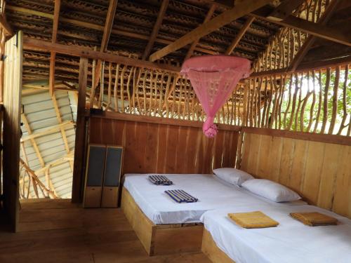 Yala Village Eco Tree House