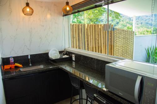 ห้องครัว, Alto da Piraquara Flat in อังกรา ดอส เรอิส