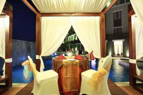 餐廳, 峇里努沙杜阿美居酒店 (Mercure Bali Nusa Dua Hotel) in 努沙杜瓦