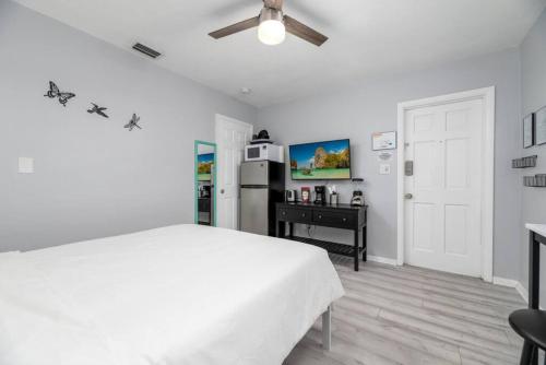 Short Walk to Wilton Drive Apt5 in Fort Lauderdale, USA