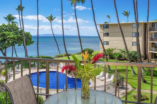 Kanai a Nalu 314 - Newly Renovated, Oceanfront, AC