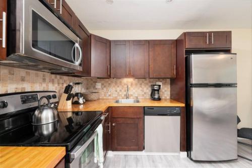 Just Off Wilton Drive Apt 6 in Fort Lauderdale, USA
