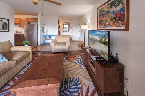 Kihei Holiday 215 - a Charming 2BR, 1BA Condo, AC