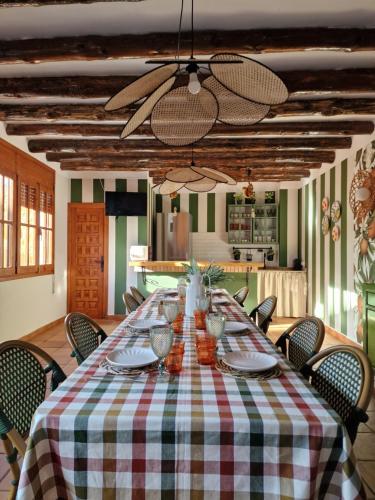Hostal La Chipranera in Lanaja