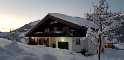 B&B Raggal - Molto Haus - Bed and Breakfast Raggal