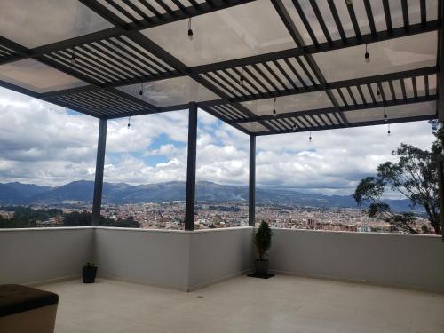 Departamento completo con hermosa vista de la ciudad · Cuenca