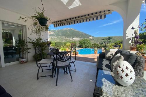 Exquisite Villa in Viñuela