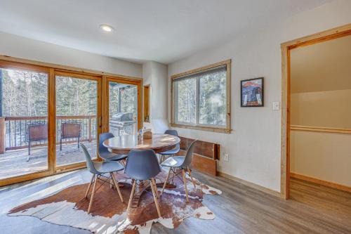 Pet-Friendly Florissant Cabin with Fire Pit! in Florissant, USA