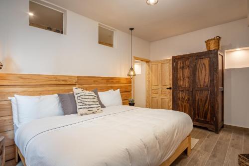 Casa Pandurata Luxury Apartments in Centro, San Miguel de Allende