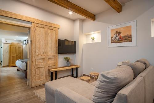 Casa Pandurata Luxury Apartments in Centro, San Miguel de Allende