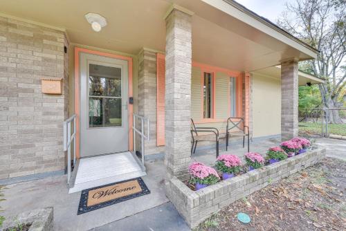 Baton Rouge Vacation Rental with Yard 10 Mi to LSU!