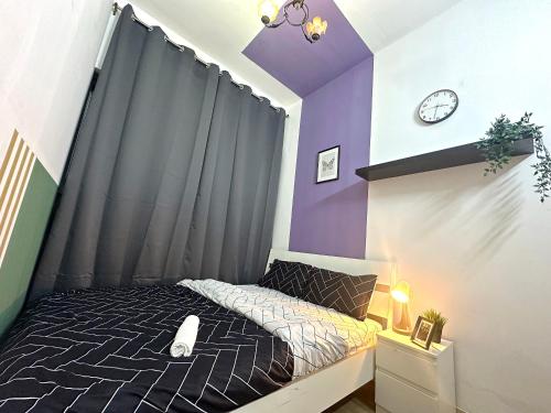 Beautiful Double Partition Room in Tecom Near ICM Metro, Dubaj