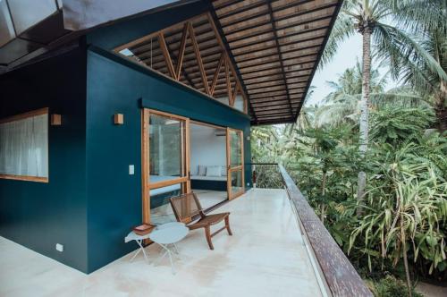 Maison Bukana - King Suite in Dapa