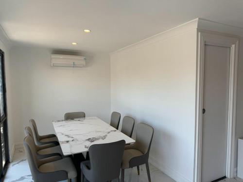 Sydney Holiday Accommodation - image 3