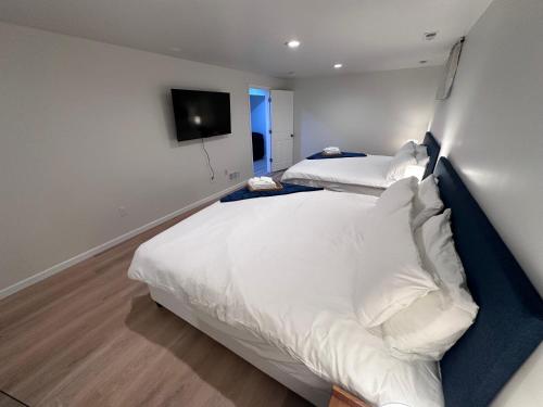 Renovated House for 14 in Wentzville MO - image 10