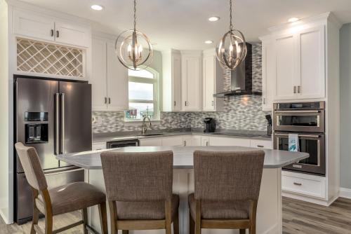 Chillax - 2810 Bienville Blvd home in Dauphin Island, USA