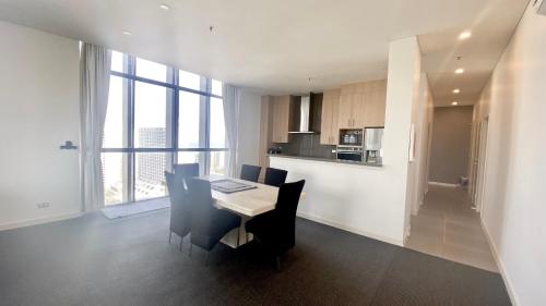 Solaire Apartments 3