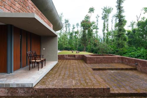 SaffronStays Cafella- A 3-BDR elliptical-roof villa in Chikmagalur