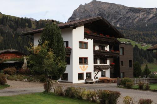 Garni Tramans - Accommodation - Selva di Val Gardena