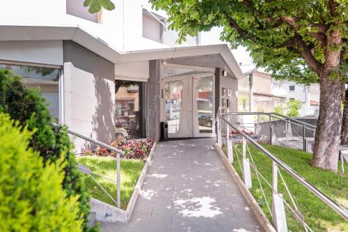 Hotel La Perla D'Olot - image 4
