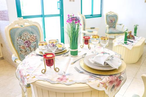 Appartement meublé en R2 Haut Standing 1CH Appartement meublé en R2 Haut Standing 1CH