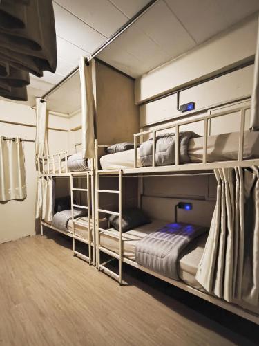 Youyen Hostel