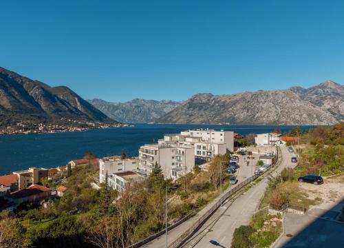 Apartment 14 With Amazing Sea View 2