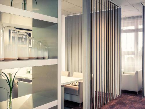 Mercure Paris Massy Gare TGV - image 10