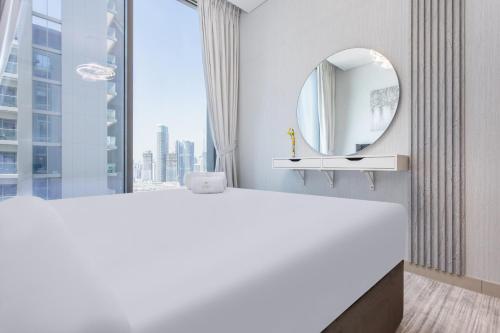 STAY BY LATINEM Luxury 1BR Holiday Home CVR B2704 near Burj Khalifa, Dubaj (fotografie 10)