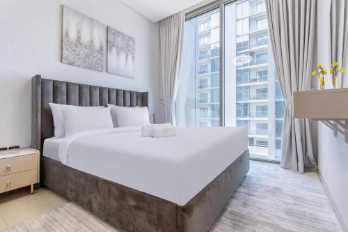 STAY BY LATINEM Luxury 1BR Holiday Home CVR B2704 near Burj Khalifa, Dubaj (fotografie 9)
