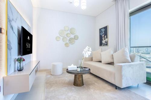 STAY BY LATINEM Luxury 1BR Holiday Home CVR B2704 near Burj Khalifa, Dubaj (fotografie 4)