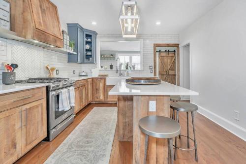 Underground Railroad 3 Bedroom Farmhouse in เคนเน็ตต์ สแควร์ (พีเอ)