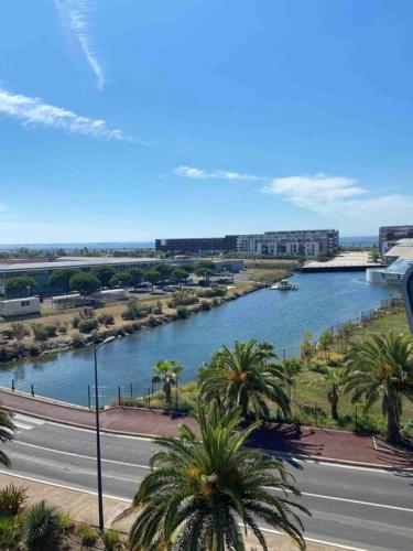 Charmant petit studio mezzanine avec climatisation - Location saisonnière - Sète