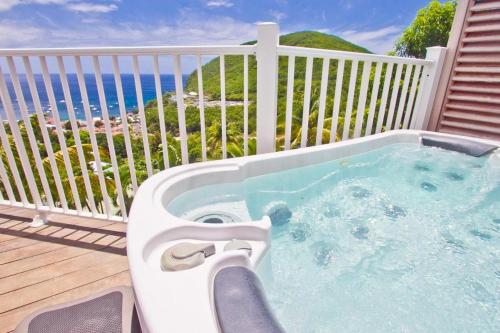 Hot tub, Appartement Duplex Vue Mer Jacuzzi Prive in Deshaies