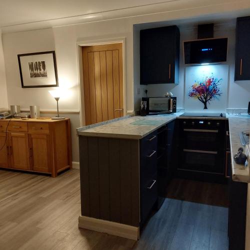 Darcey's Apartment 4