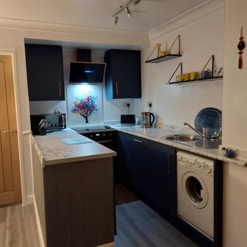 Darcey's Apartment 5