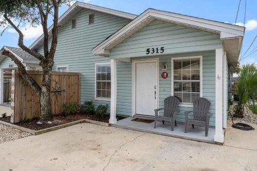 Red Neptune by Nautical Properties