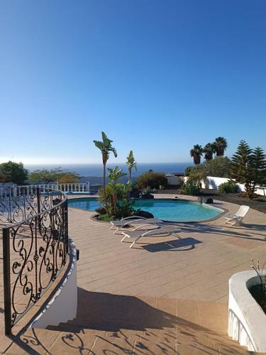 Wonderful country villa with amazing sea view 5