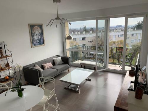 Appartement de charme, 76 m2, Quartier St GABRIEL - Location saisonnière - Caen