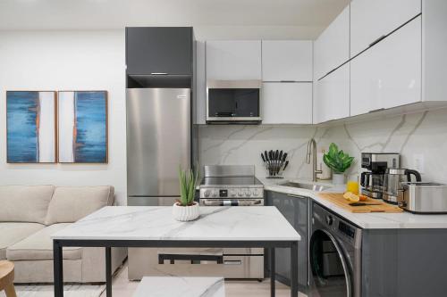 317-2A Sleek Modern 1Br UES W D, New York (fotografie 6)