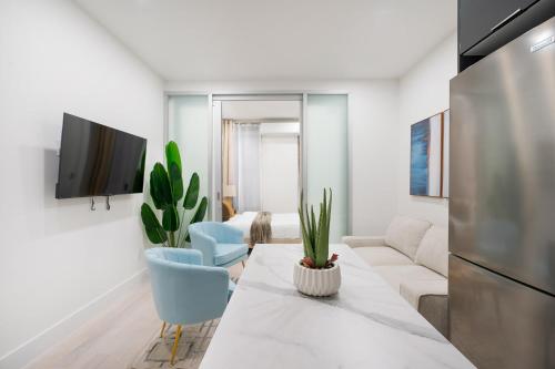 317-2A Sleek Modern 1Br UES W D, New York (fotografie 8)