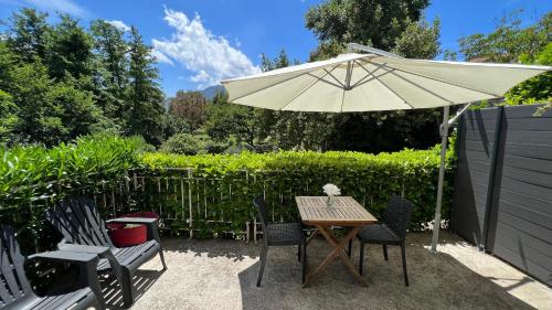 appartement climatisé terrasse, wifi et parking (CASAMACCE Studio climatise avec terrasse, small comfortable apartment free parking, air-conditioned ) in 科爾特