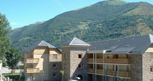 Appartement très agréable dans belle résidence, classé 3 étoiles par le comité départementale du tourisme en Haute Garonne - Location saisonnière - Bagnères-de-Luchon