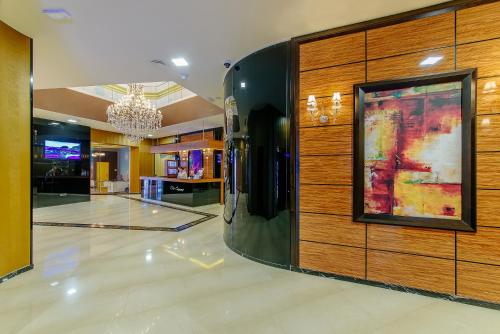 Luxury 3 bedroom private apt in beachfront Hotel