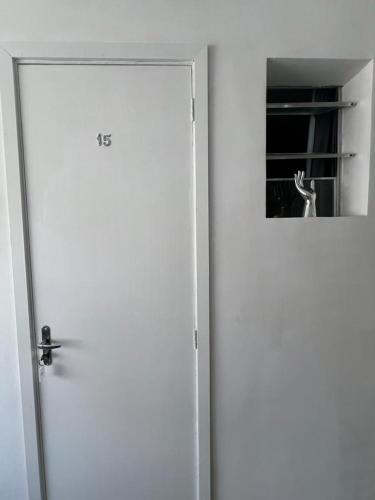 1 twin bed