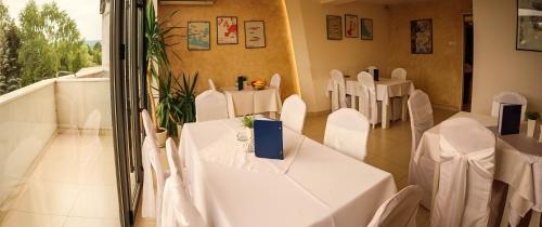 Hotel Dijana - image 11