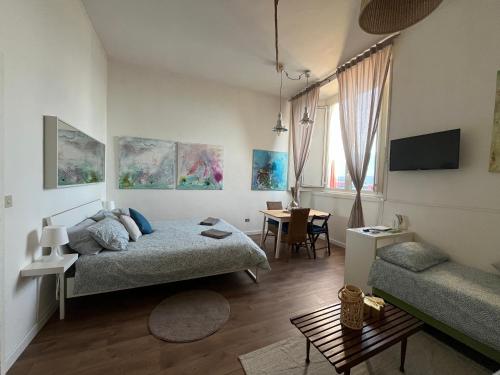 3B Studio Vesuvio, Naples