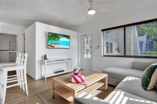 2 bedrooms, 4 beds