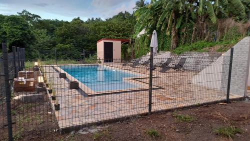 La kay dédé avec piscine (La kay dede avec piscine) in Saint-Pierre