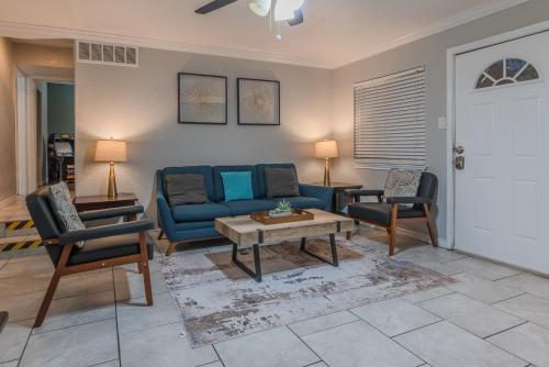 Beautiful Apartment At The Botanical Gardens #1 in San Antonio, USA